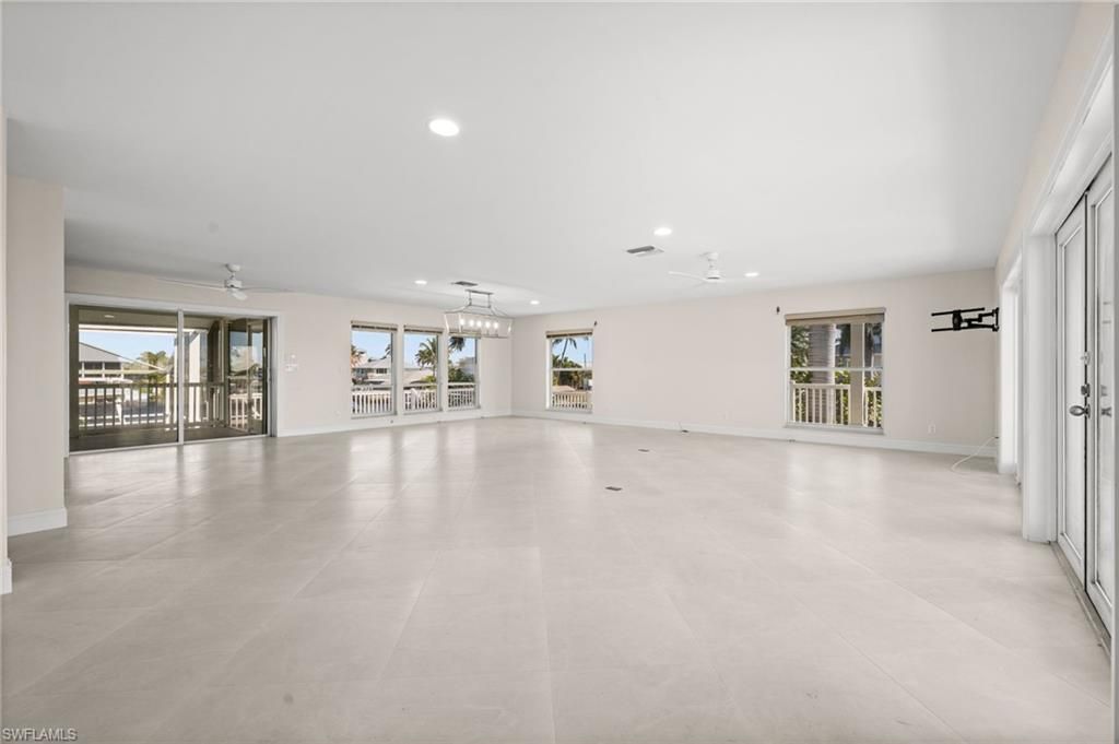 2193 Macadamia St , Saint James City, FL 33956 Photo