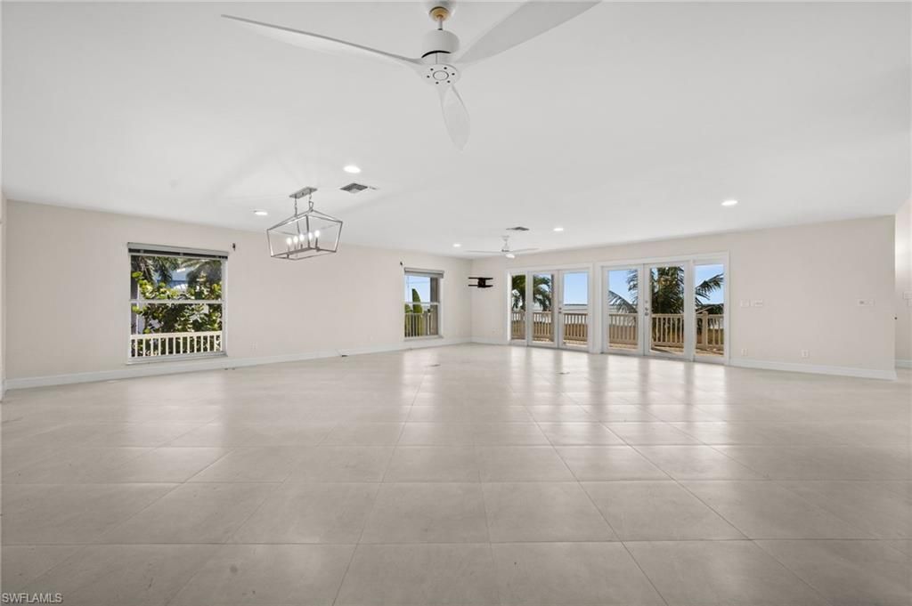 2193 Macadamia St , Saint James City, FL 33956 Photo