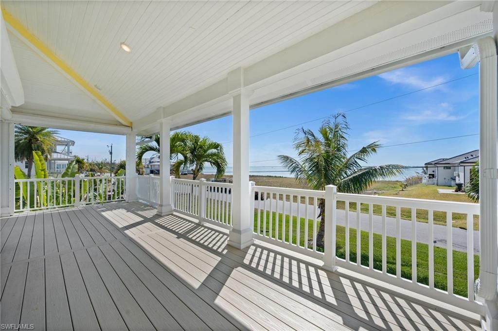 2193 Macadamia St , Saint James City, FL 33956 Photo