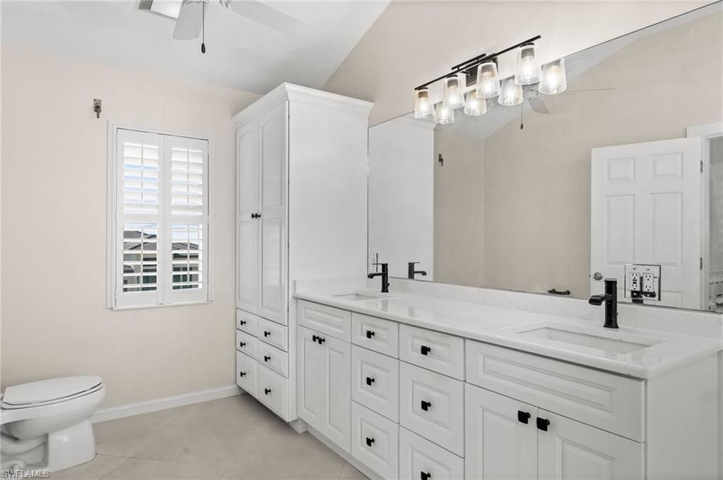 2193 Macadamia St , Saint James City, FL 33956 Photo