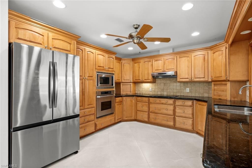 2193 Macadamia St , Saint James City, FL 33956 Photo