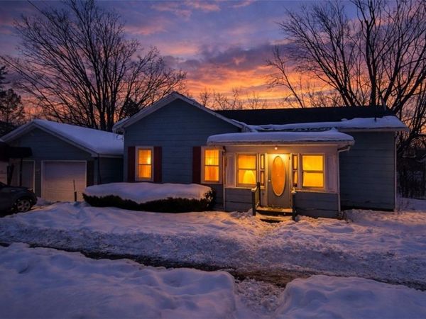 14 Center Street, Manchester, NY 14504