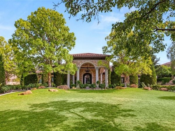 9701 Orient Express Court, Las Vegas, NV 89145