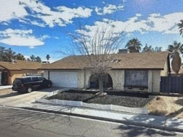 5175 Palmyra Avenue , Las Vegas, NV 89146