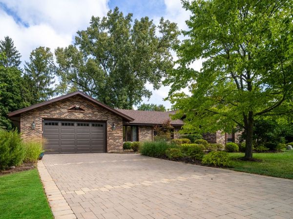26587 N Cherrywood Lane , Wauconda, IL 60084