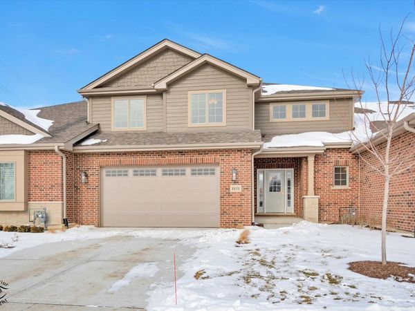 8858 Buffington Breakwater Drive , Frankfort, IL 60423