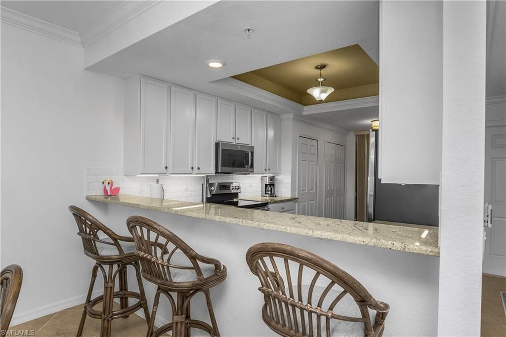 9518 Avellino Way, Unit 2312, Naples, FL 34113 Photo