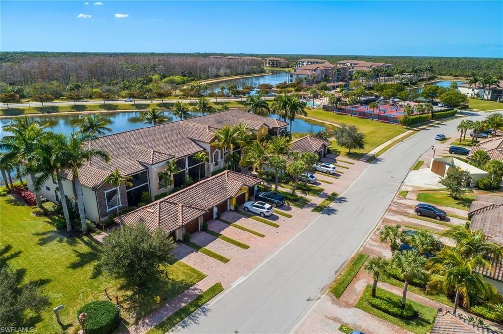 9518 Avellino Way, Unit 2312, Naples, FL 34113 Photo