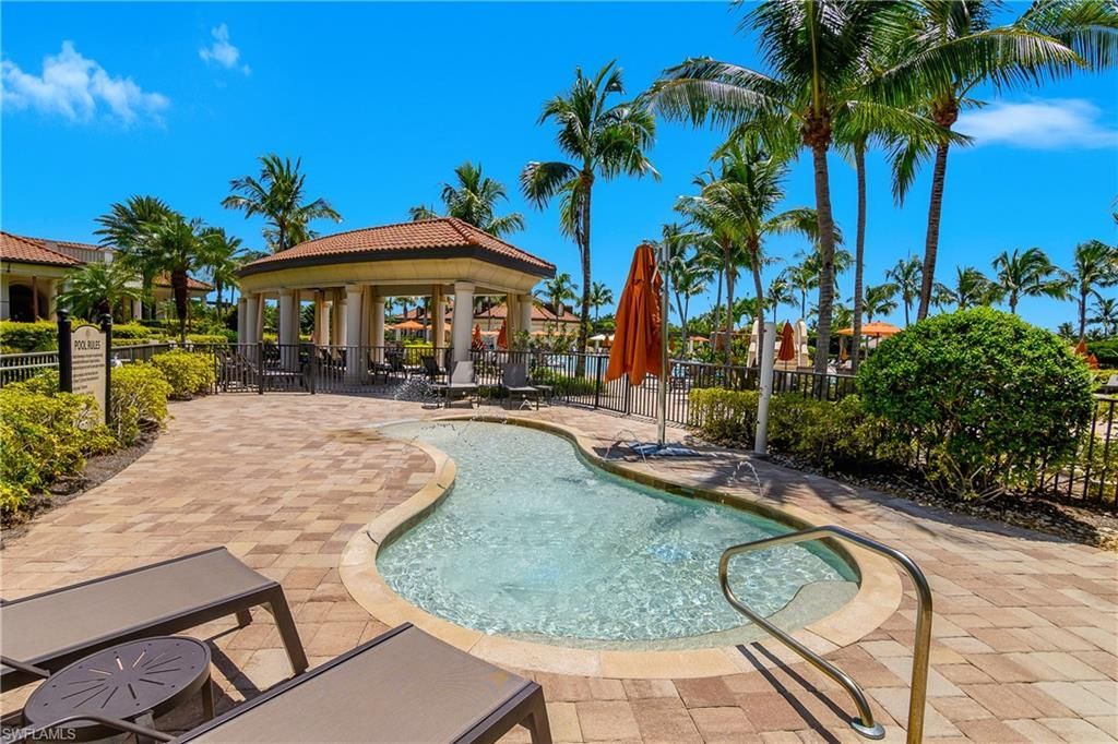 9518 Avellino Way, Unit 2312, Naples, FL 34113 Photo