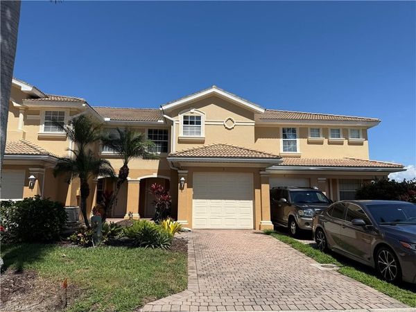 9723 Heatherstone Lake CT, Unit 5, ESTERO, FL 33928