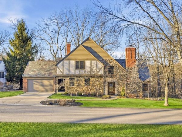 1054 Emerson Road, Park Hills, KY 41011