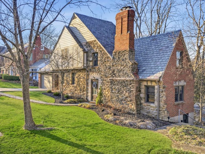 1054 Emerson Road, Park Hills, KY 41011 Photo 3