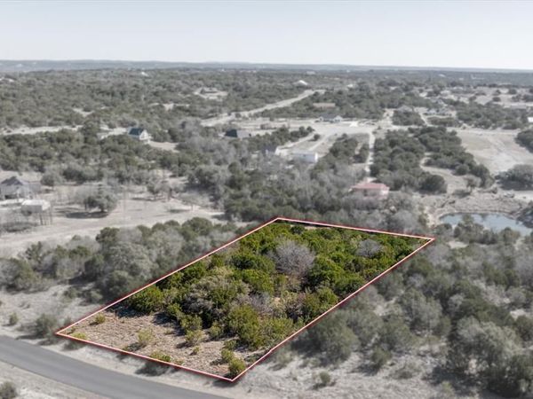 880 Sunfish Point , Bluff Dale, TX 76433