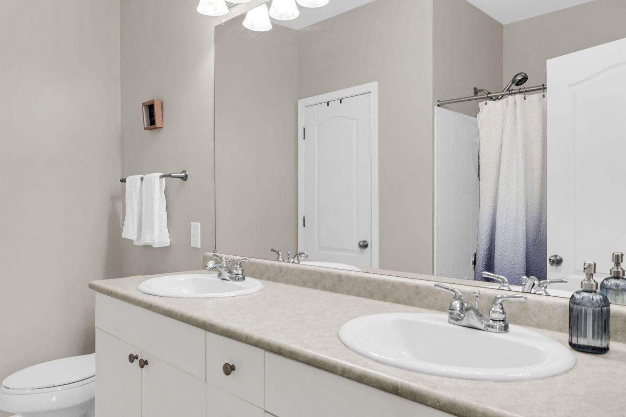 2224 Egret Crest Lane Photo 19