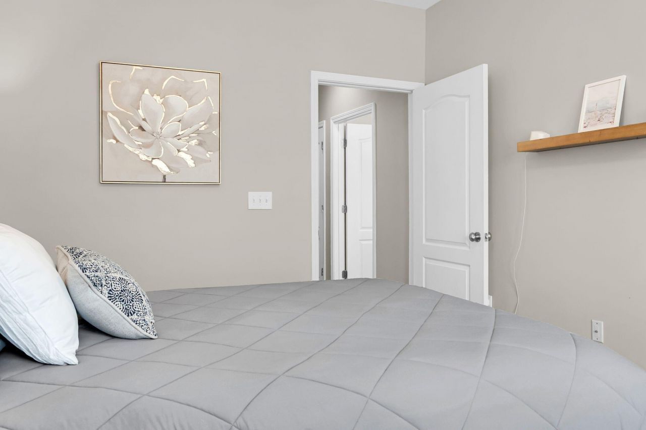 2224 Egret Crest Lane Photo 21