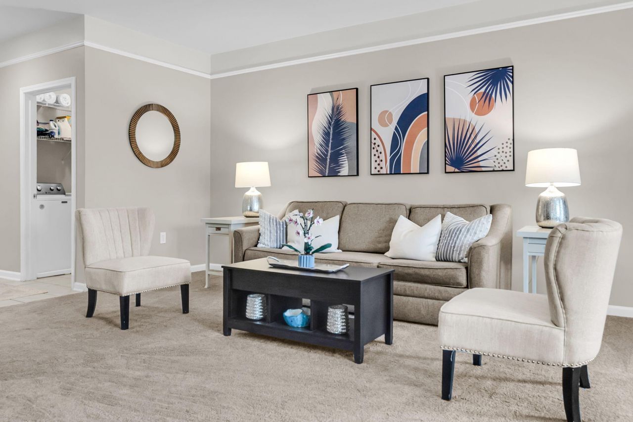 2224 Egret Crest Lane Photo 7