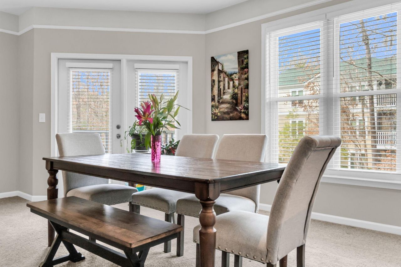 2224 Egret Crest Lane Photo 9