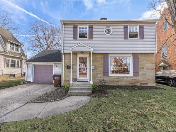 127 S Kensington Place, Springfield, OH 45504