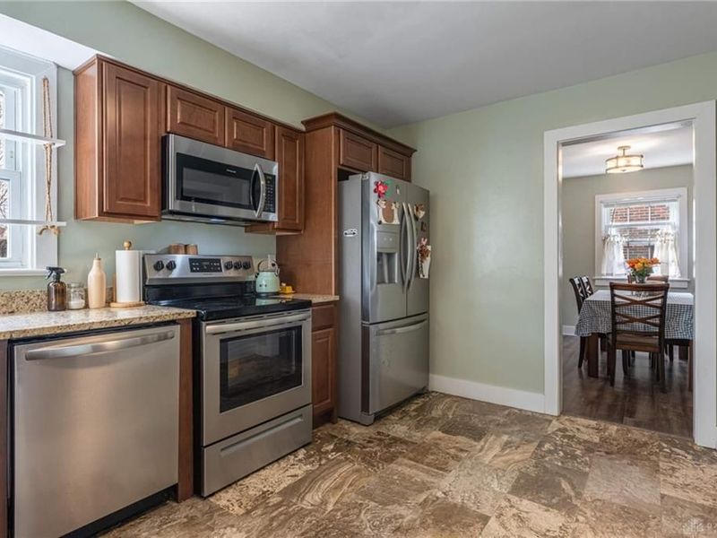 127 S Kensington Place, Springfield, OH 45504 Photo 10