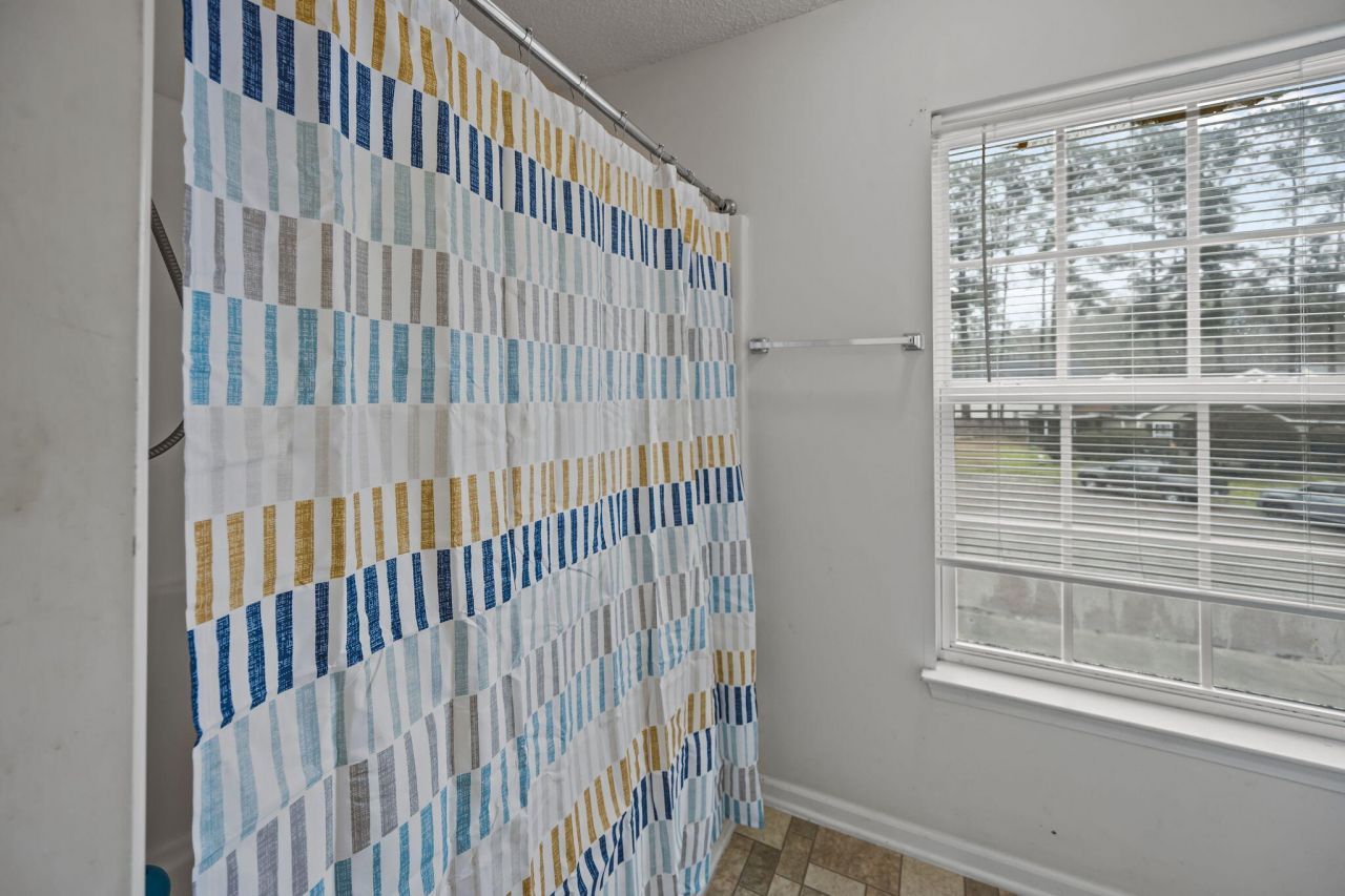 113 Bainsbury Lane Photo 12