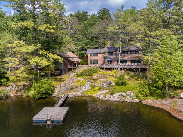 315 Beaucaire Avenue, Camden, ME 04843