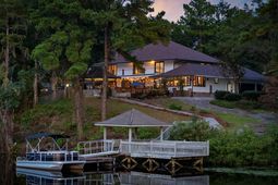 302 Mohican Dr.  photo 4