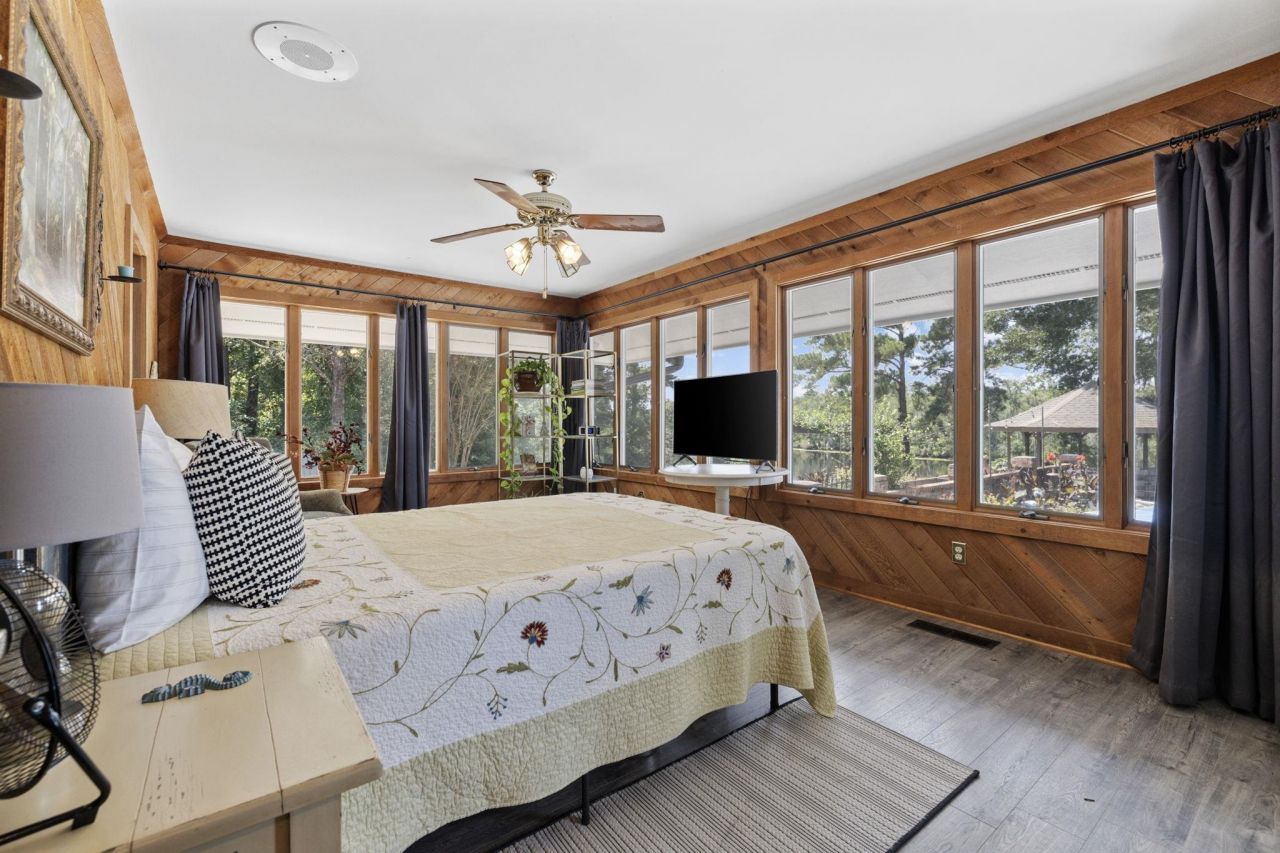 302 Mohican Dr.  Photo 26