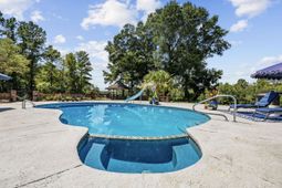 302 Mohican Dr. photo 4