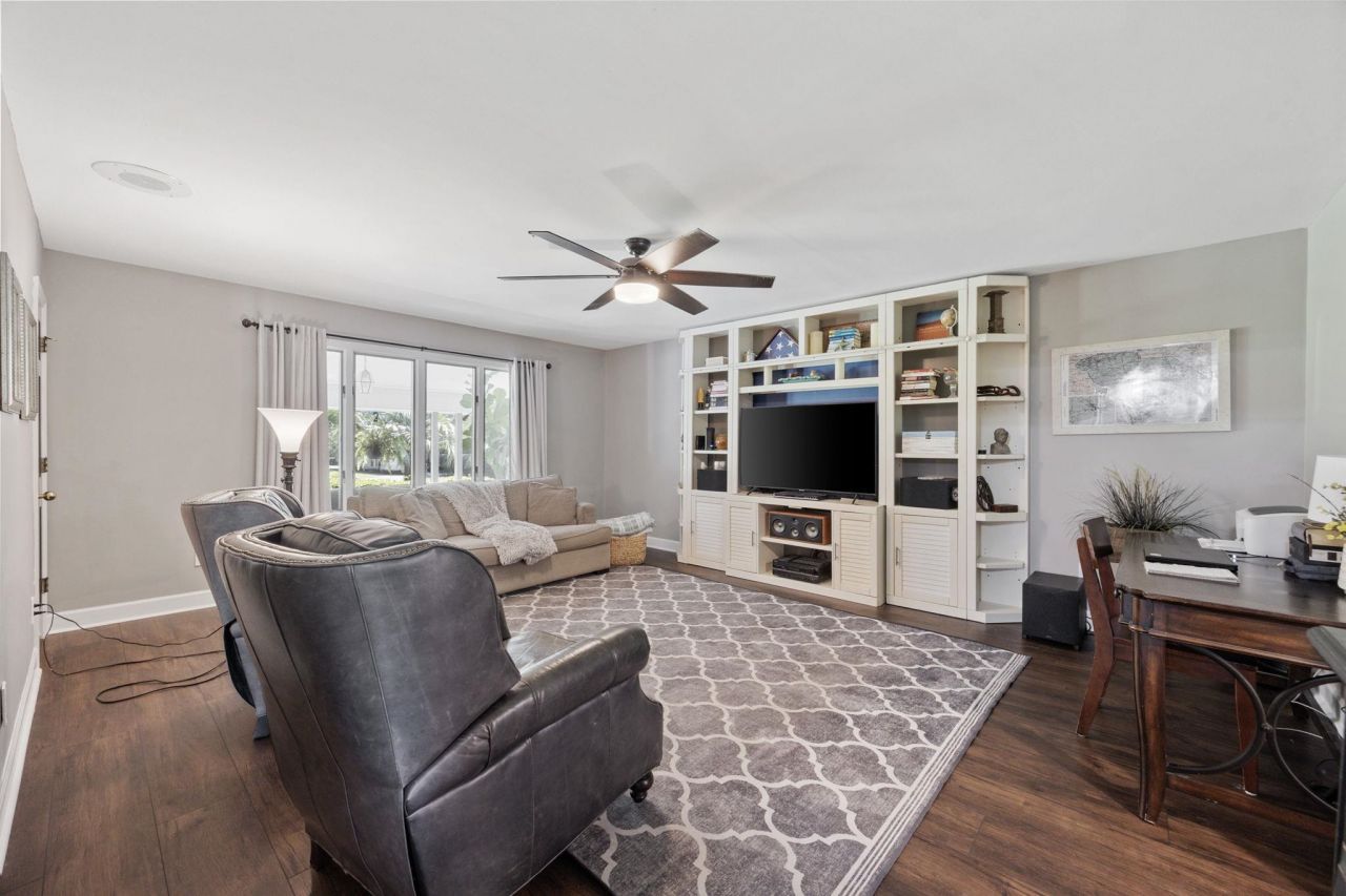 302 Mohican Dr.  Photo 44