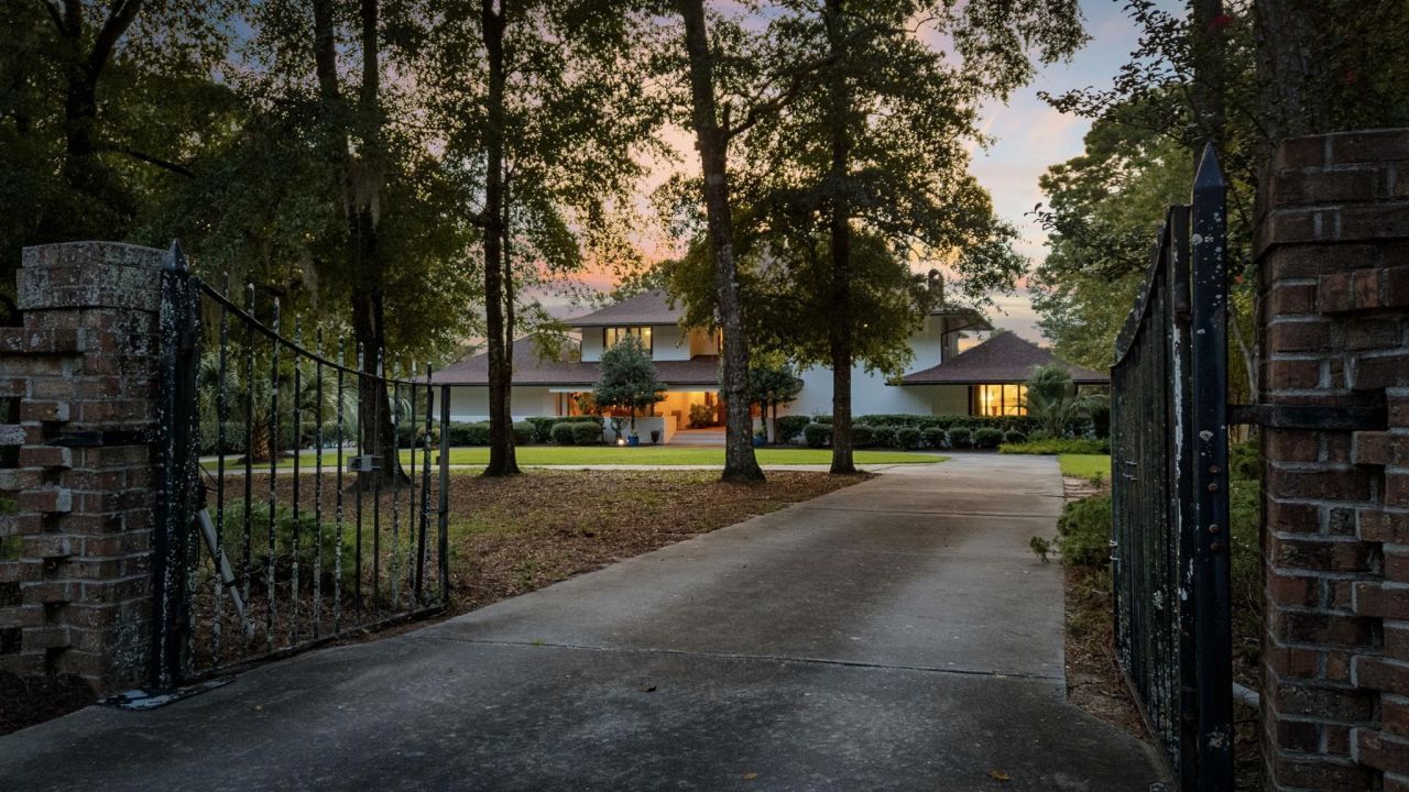 302 Mohican Dr.  Photo 88