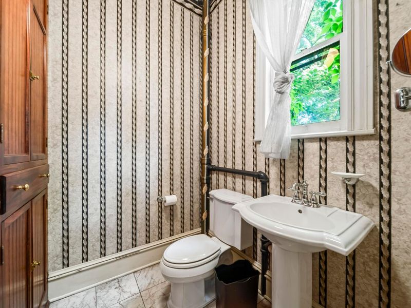 726 Franklin Avenue, Columbus, OH 43205 Photo 52