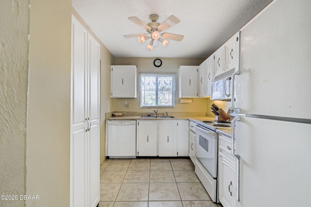 3606 S Peninsula Drive, Unit 210, Port Orange, FL 32127 Photo