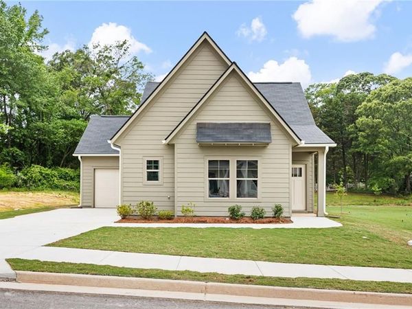 102 Winston Way, Carrollton, GA 30117