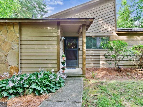 830 Bonnie Glen Drive SE, Marietta, GA 30067