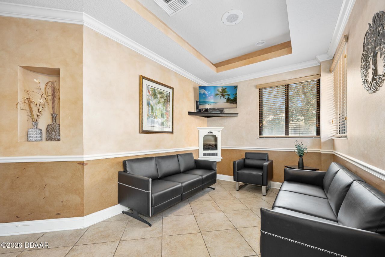 1667 N Clyde Morris Boulevard, Daytona Beach, FL 32117 Photo