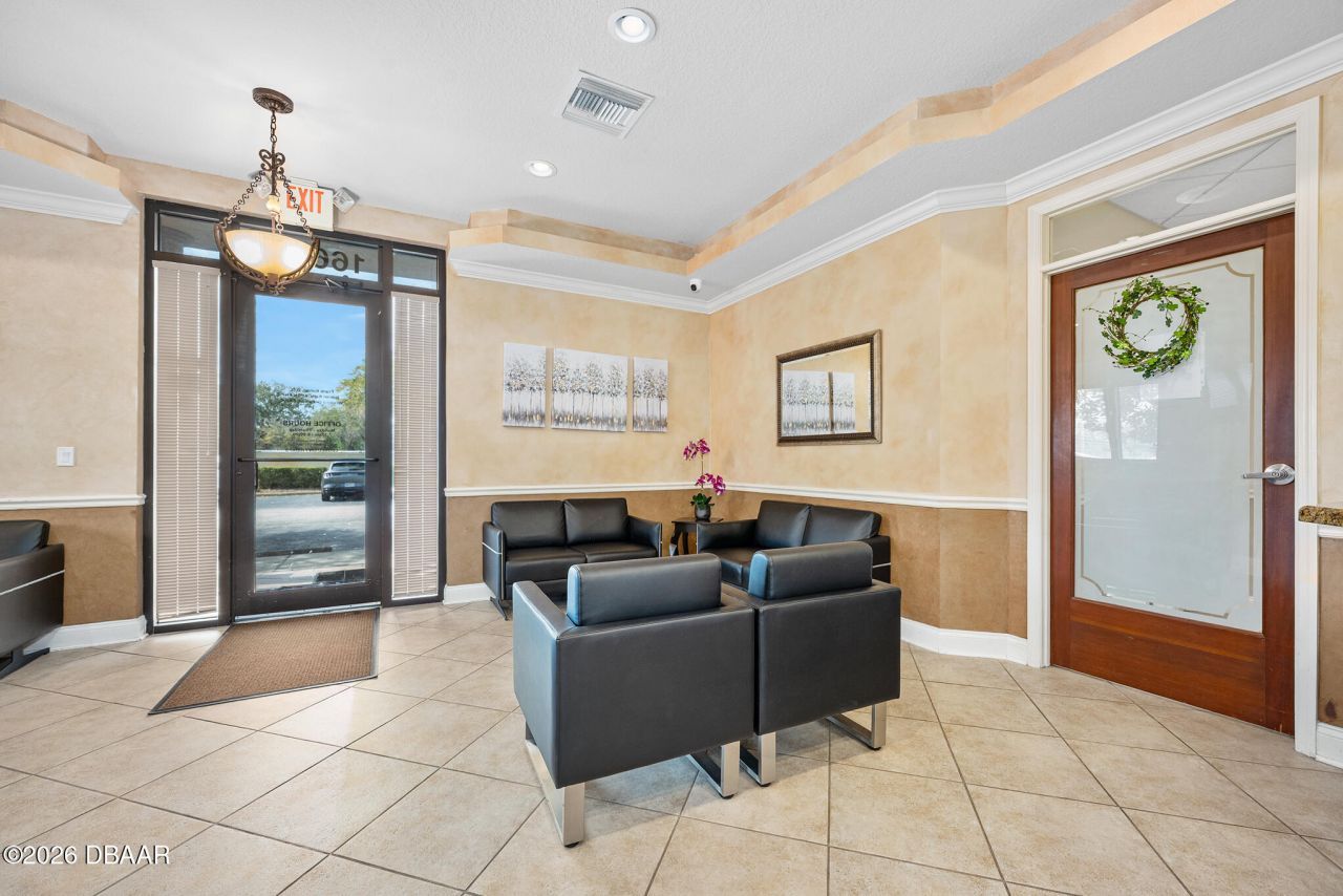 1667 N Clyde Morris Boulevard, Daytona Beach, FL 32117 Photo