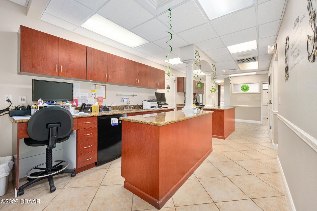 1667 N Clyde Morris Boulevard, Daytona Beach, FL 32117 Photo