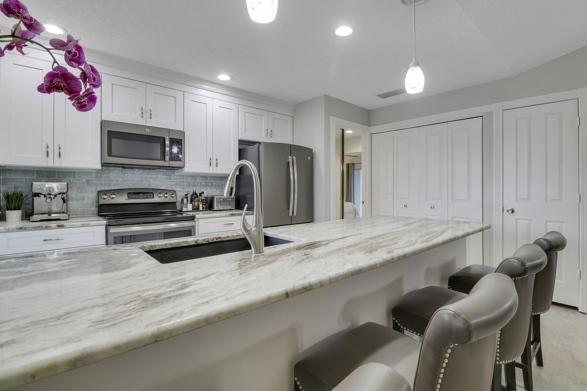 1201b NW Sun Terrace Circle, Port Saint Lucie, FL 34986 Photo