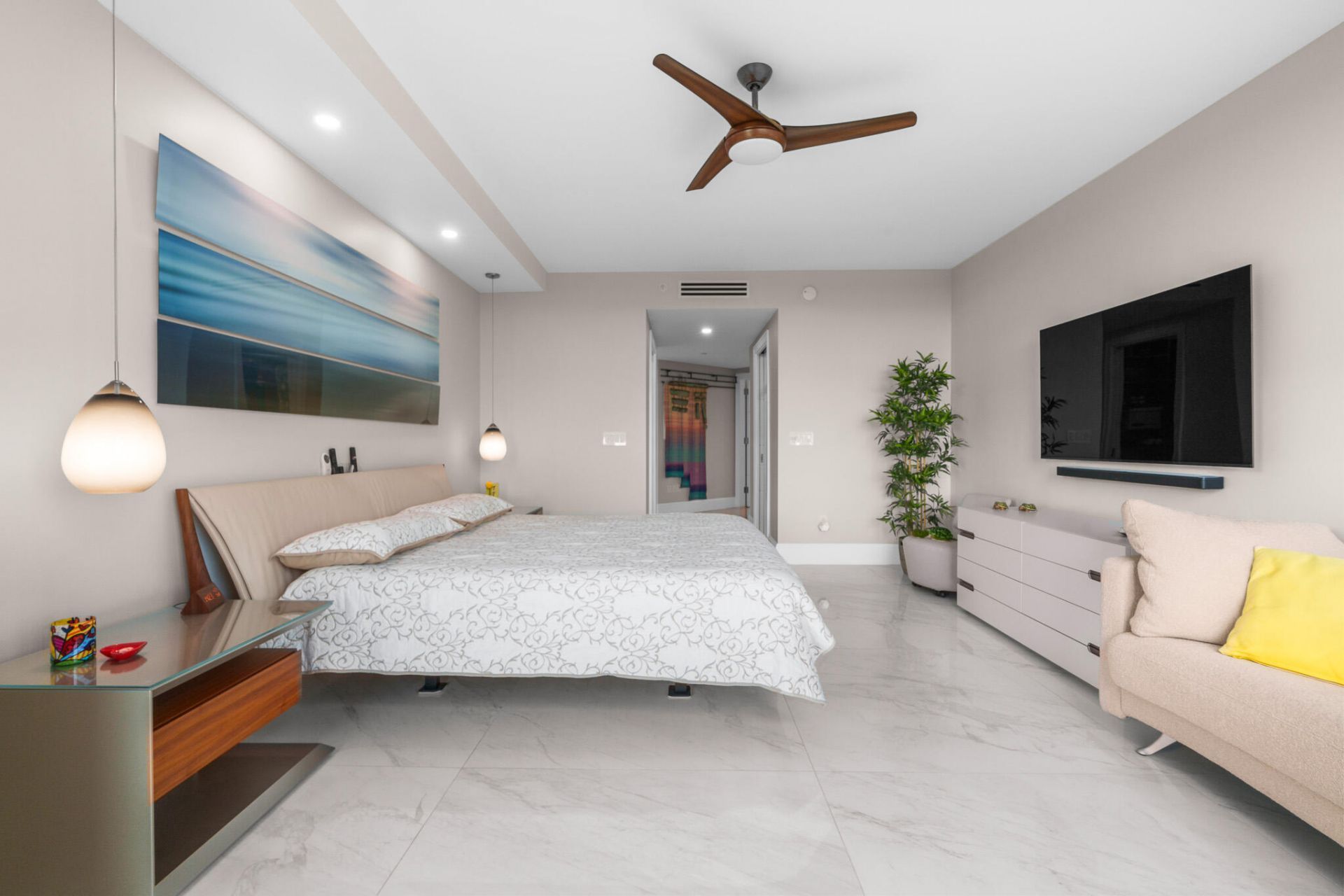 550 SE Mizner Boulevard, Unit B603, Boca Raton, FL 33432 Photo