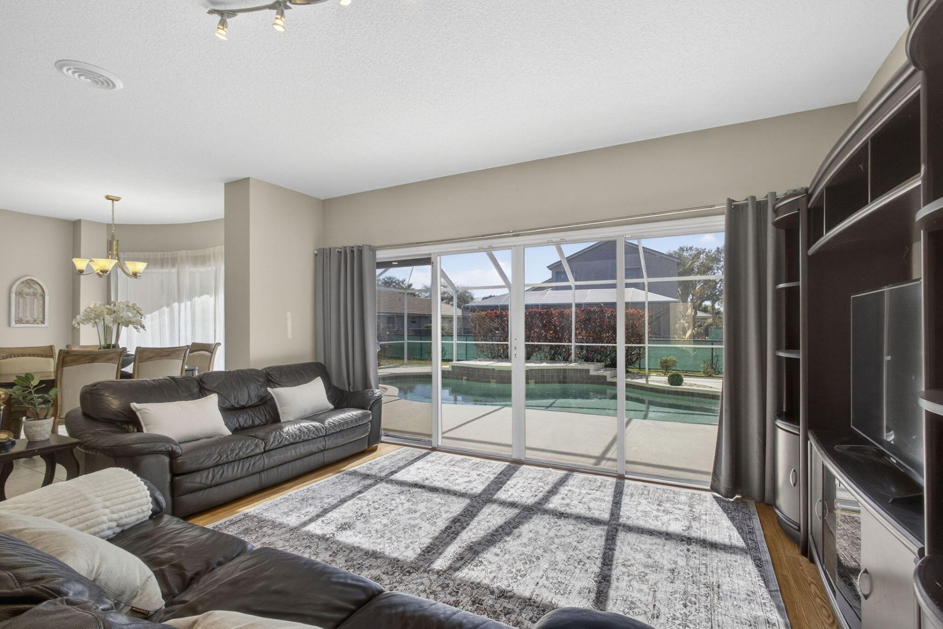 123 Fernwood Crescent, Royal Palm Beach, FL 33411 Photo