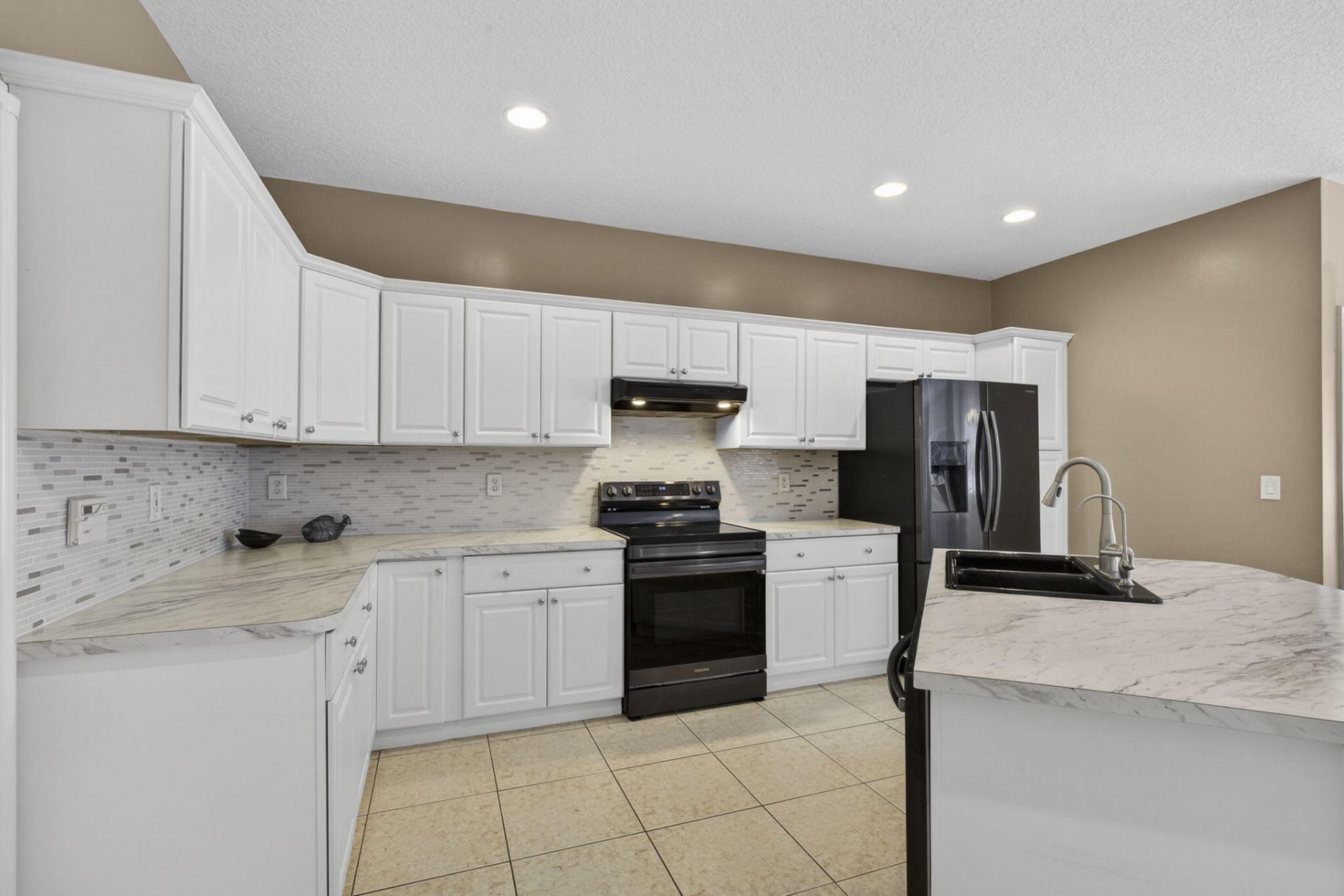 123 Fernwood Crescent, Royal Palm Beach, FL 33411 Photo