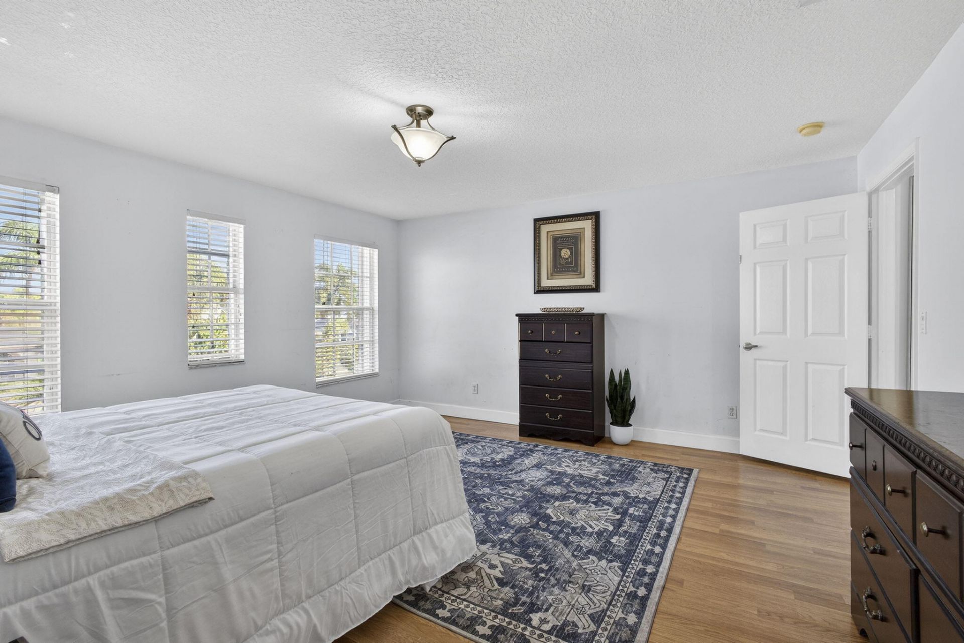 123 Fernwood Crescent, Royal Palm Beach, FL 33411 Photo