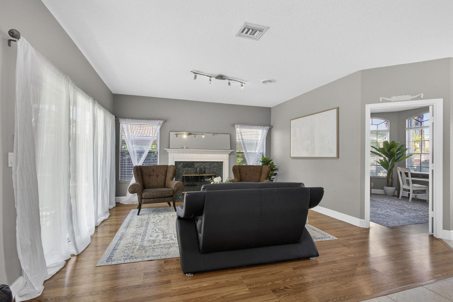 123 Fernwood Crescent, Royal Palm Beach, FL 33411 Photo