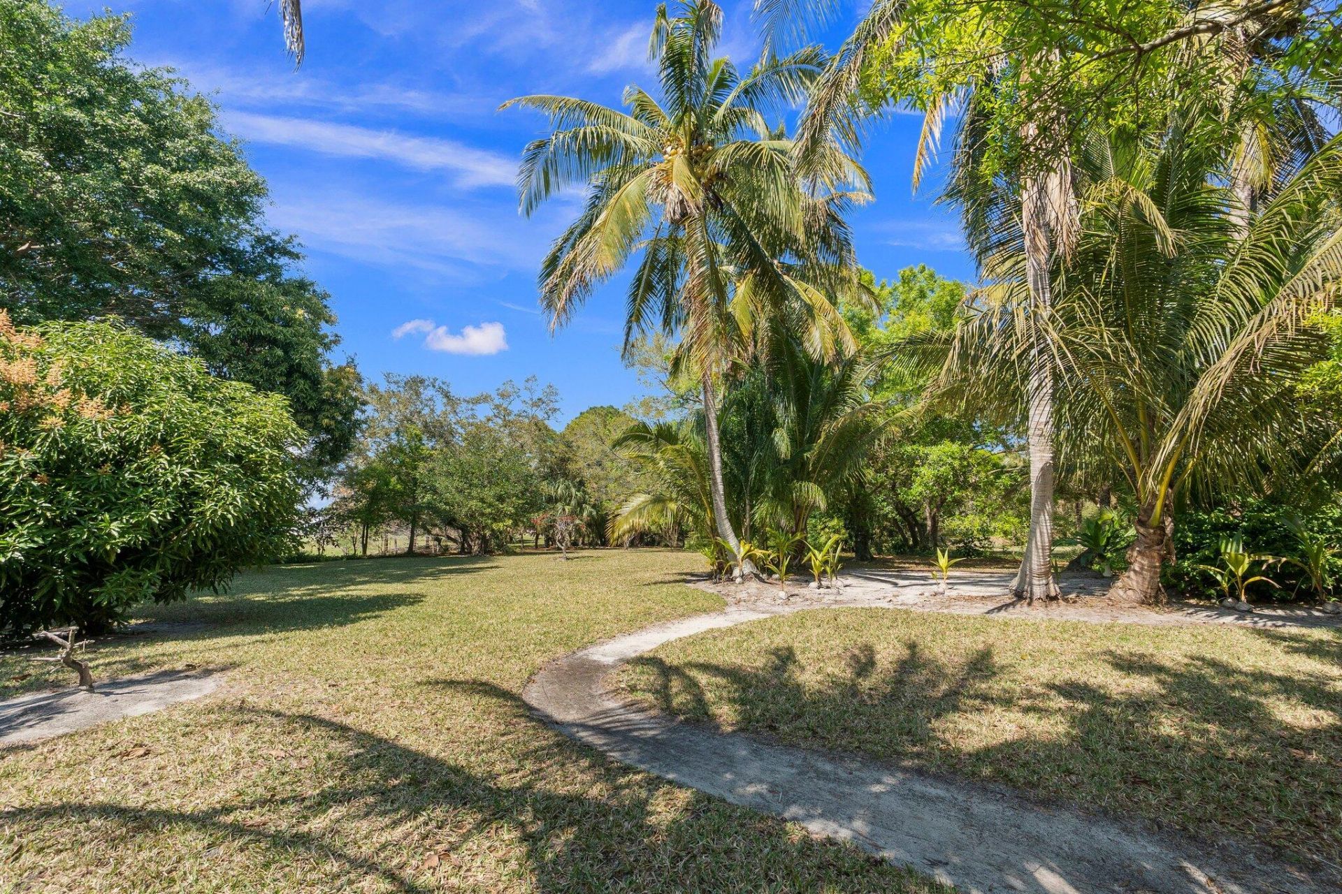 1993 SE Giffen Avenue, Port Saint Lucie, FL 34952 Photo