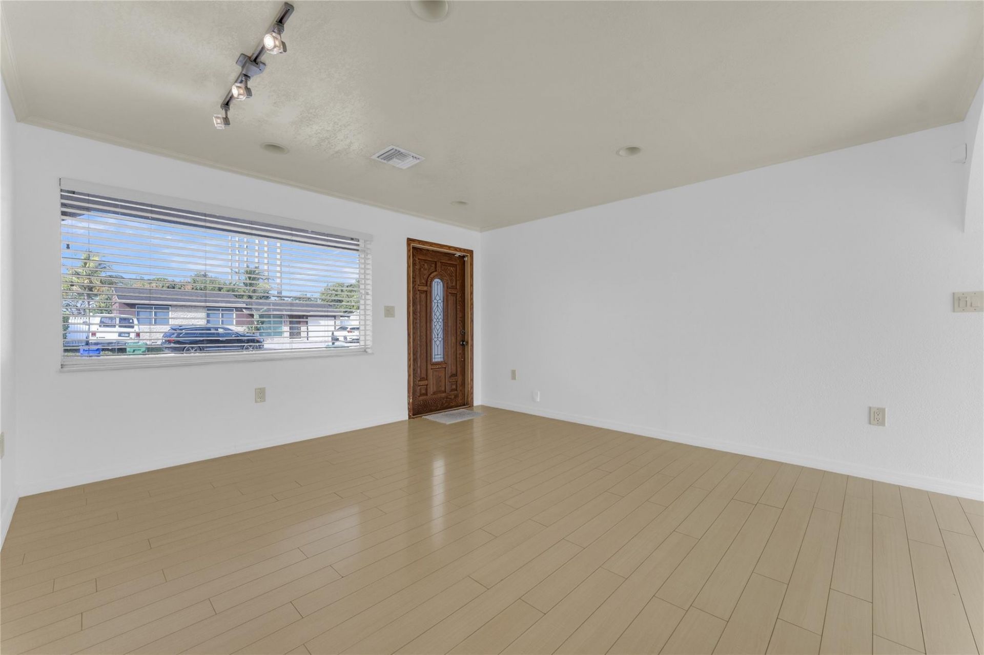 2132 SW 50th Ave, Fort Lauderdale, FL 33317 Photo