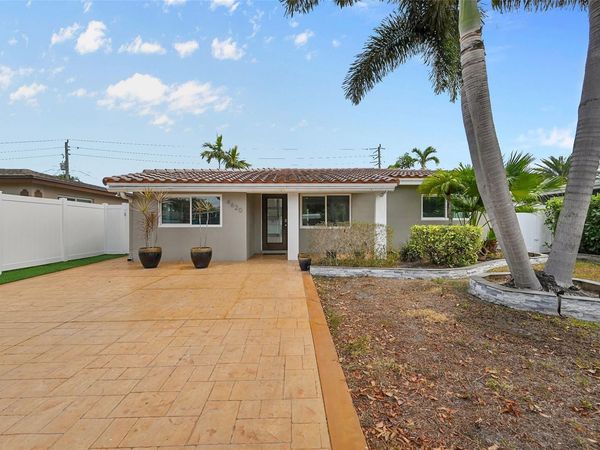4620 NE 1st Ter, Fort Lauderdale, FL 33334