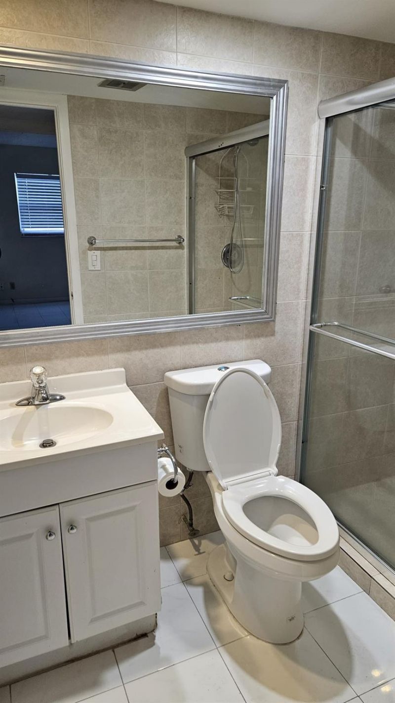 4042 NW 19th St, Unit F411, Fort Lauderdale, FL 33313 Photo