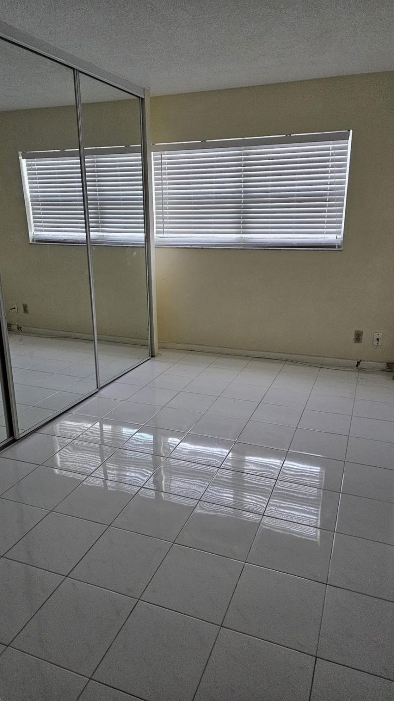 4042 NW 19th St, Unit F411, Fort Lauderdale, FL 33313 Photo