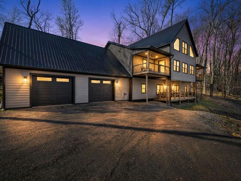 670 Natchez Lane, Sugar Grove, OH 43155 Photo 2