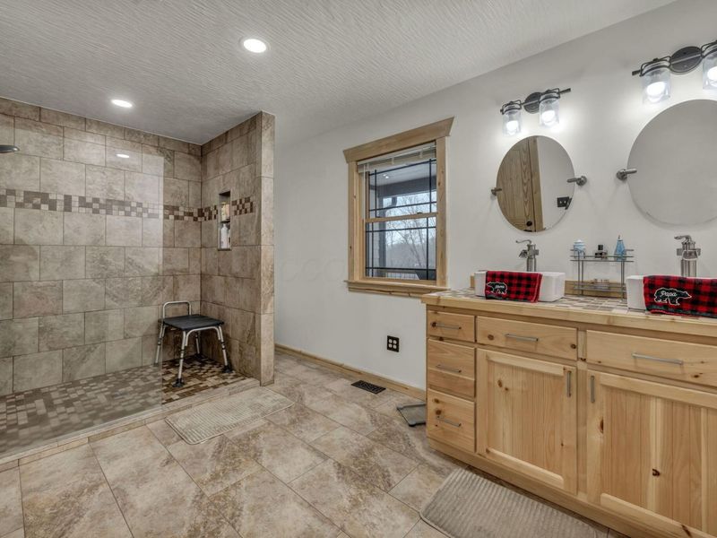 670 Natchez Lane, Sugar Grove, OH 43155 Photo 42